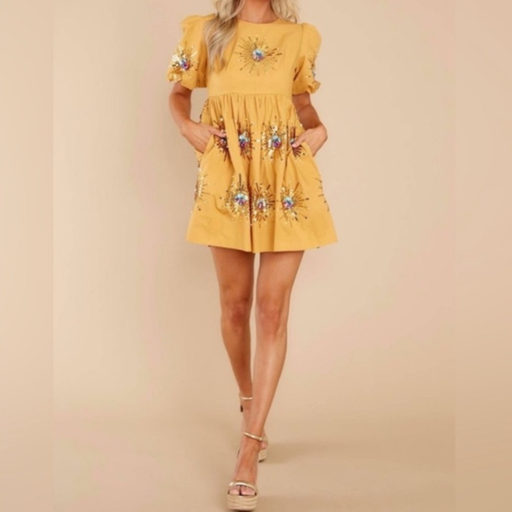 Queen of Sparkles Sunshine Dress Size Medium
